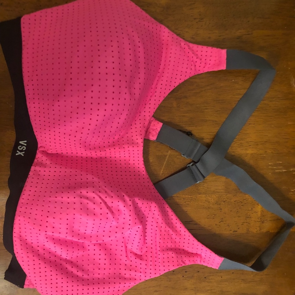VS Sports Bra